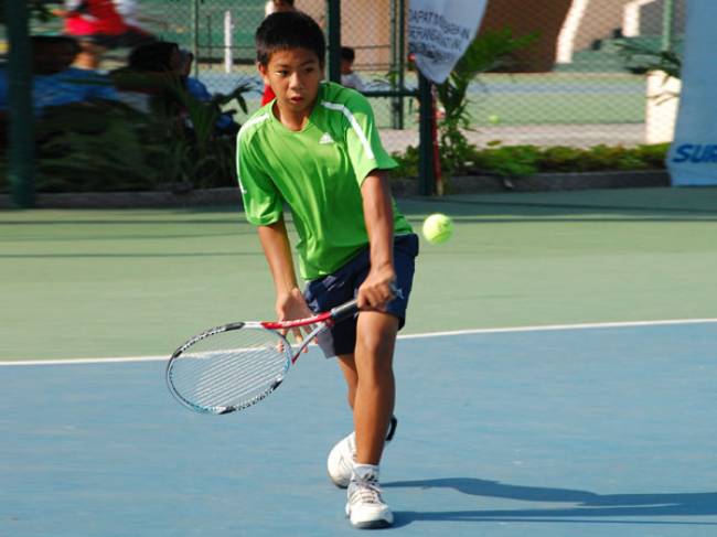 Jeremy Nahor - Junior Champion Solo,Champion junior Nasional surabaya (2010)